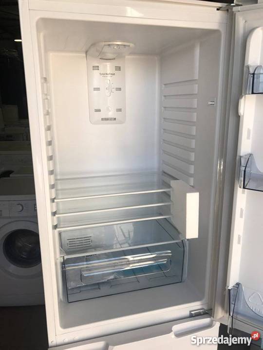 OUTLET AGD Powystawowa lodówka Amica klasa A Warszawa