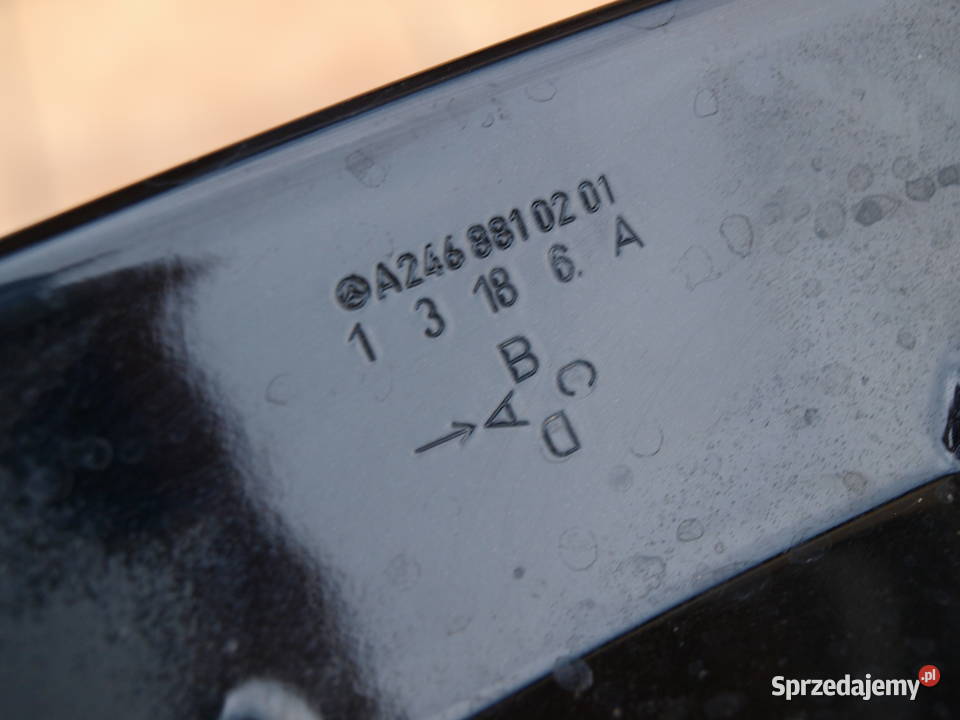 Mercedes B klasa W246 błotnik prawy przód 2012 Karoseria wielkopolskie