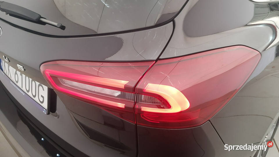 Ford Focus 10 EcoBoost mHEV Titanium X Z serwisowany w ASO