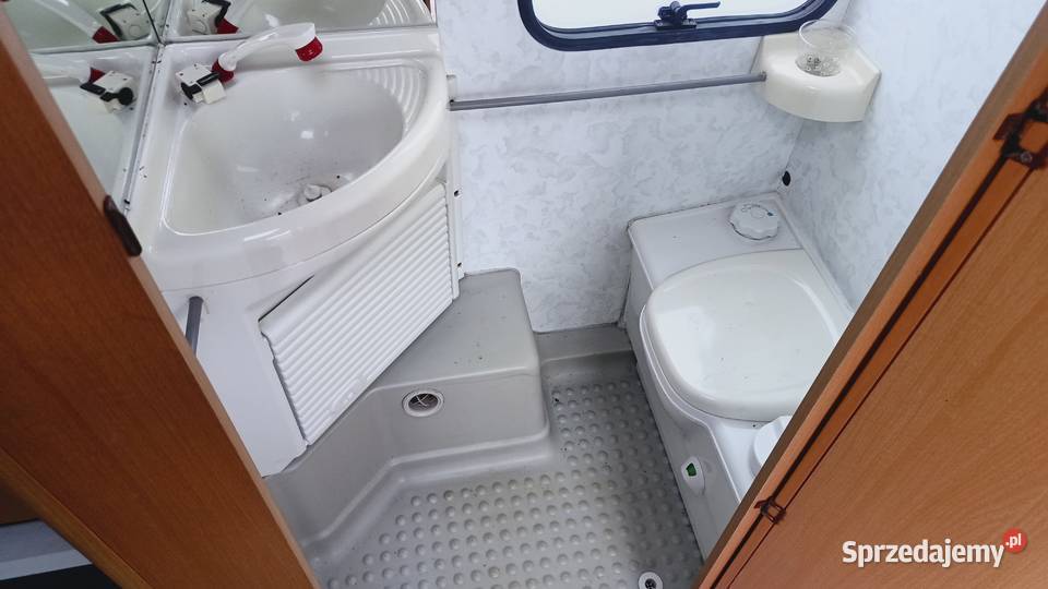 przyczepa kempingowa campingowa kemping OKAZJA Adria Międzybrodzie Bialskie