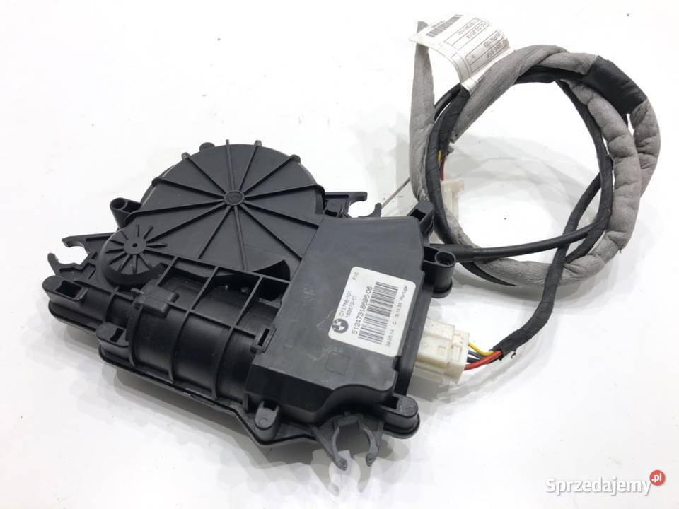 DOCIĄG KLAPY TYŁ BMW F16 7318696 30 258 1419 osobowe Klapy bagażnika sprzedam