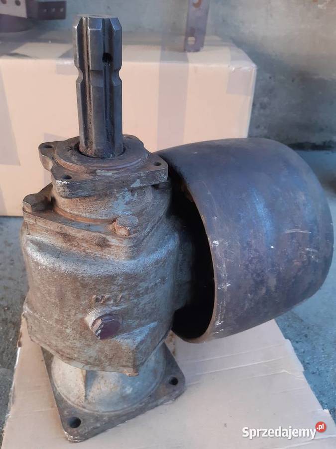 C330 C328 Ursus przystawka pasowa WOM oryginał Suchożebry