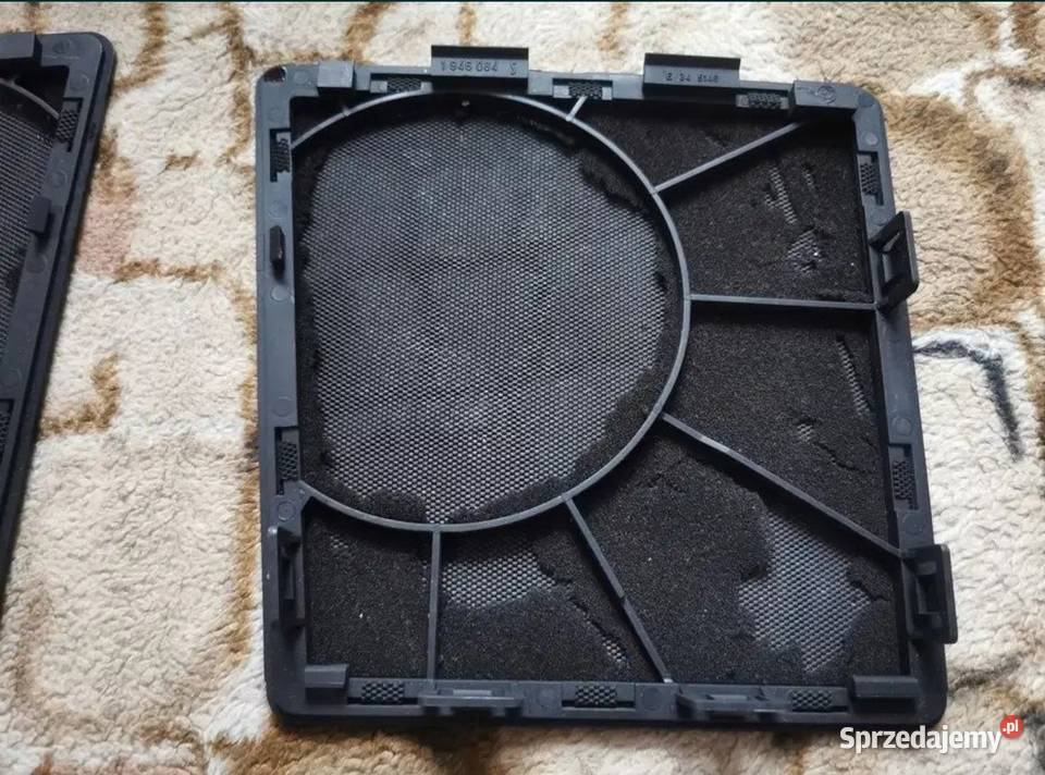 Maskownice głośników tylnych BMW E34 sedan Żory