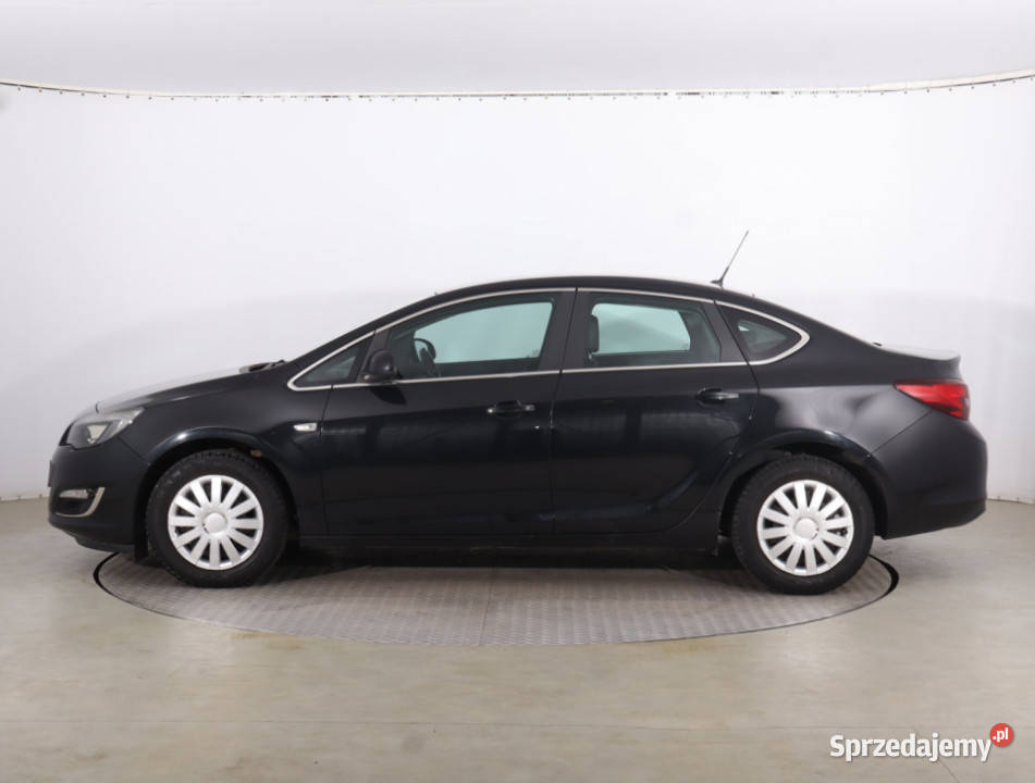 Opel Astra 14 16V