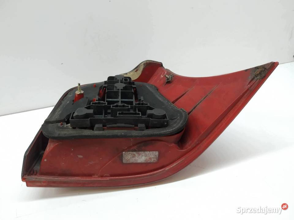LAMPA TYŁ LEWA 5D HB LIFT VW Volkswagen Golf IV