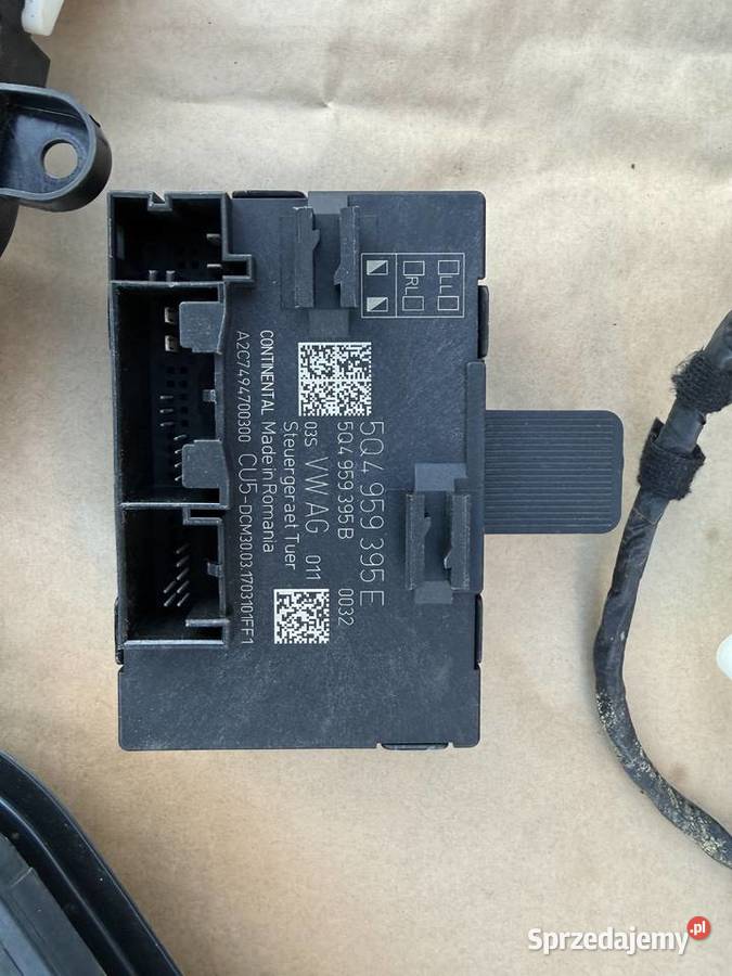 VW Passat B8 zamek boczek podnośnik szyby osobowe Motoryzacja łódzkie Kutno