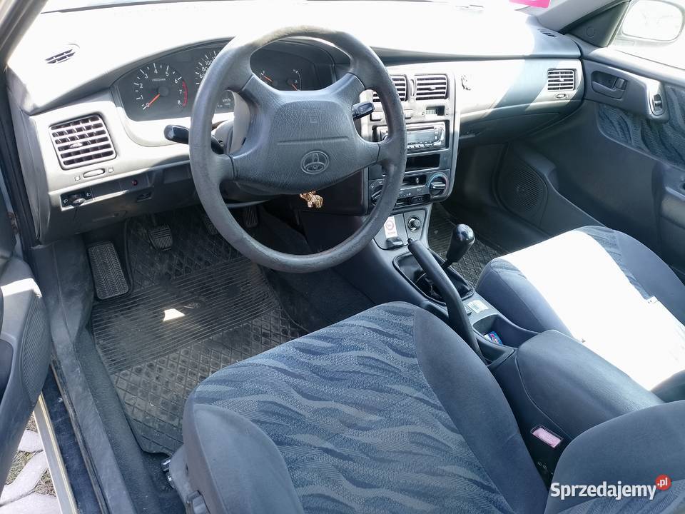 Toyota Carina e 18 gaz