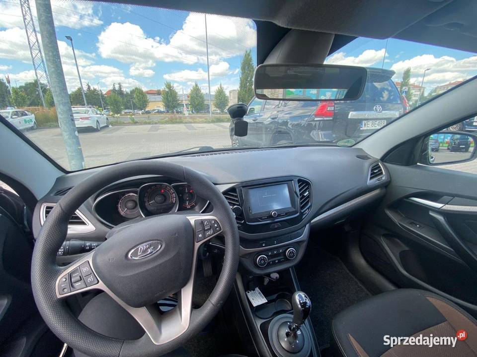 Lada vesta 16 16v 110 niski przebieg 61000 kamera cofania Pozostałe Staszów