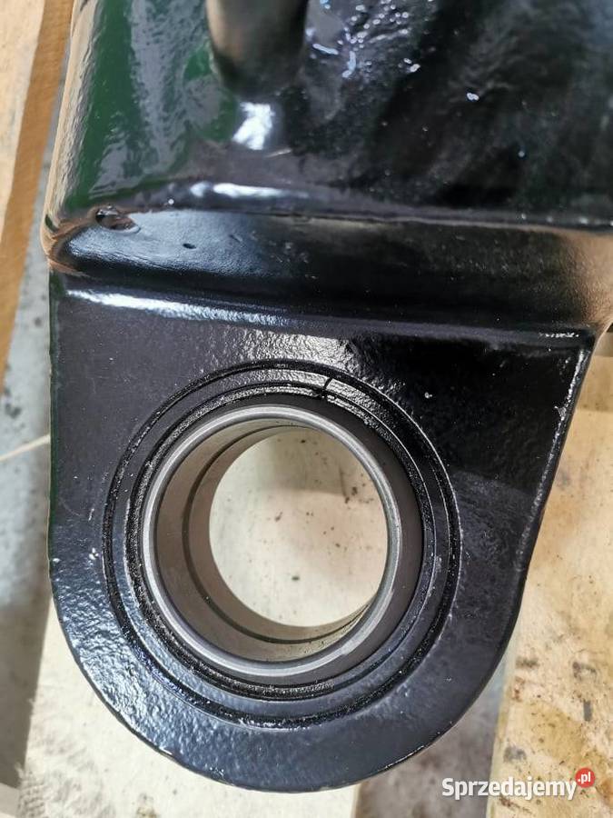 CAT TH 330 Cylinder hydrauliczny poziomowania Wilkowo sprzedam