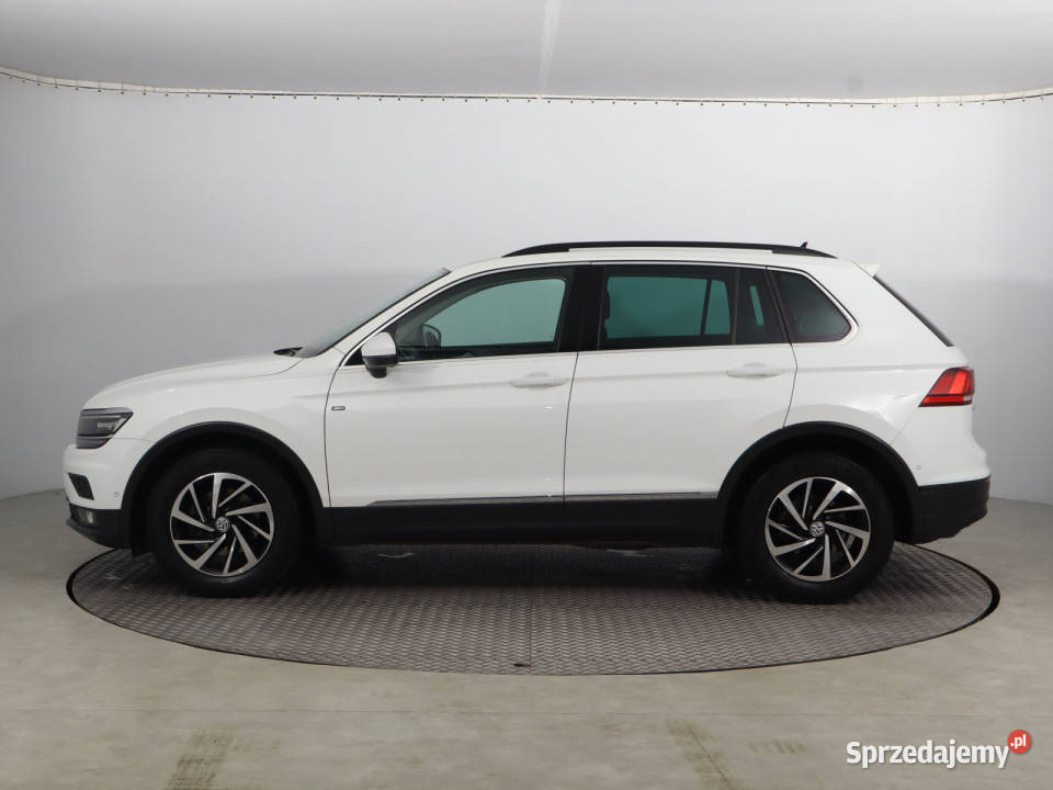 VW Tiguan 20 TDI asystent pasa ruchu dolnośląskie Bielany Wrocławskie