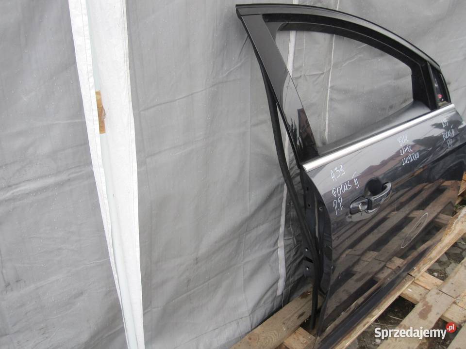 FORD FOCUS MK3 III 11r drzwi prawe przód