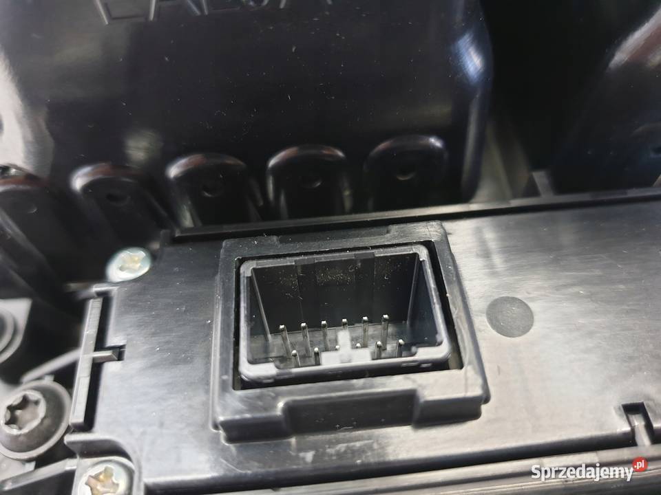 Range Rover Sport II L494 KRATKI NAWIEWU kratka Rudka