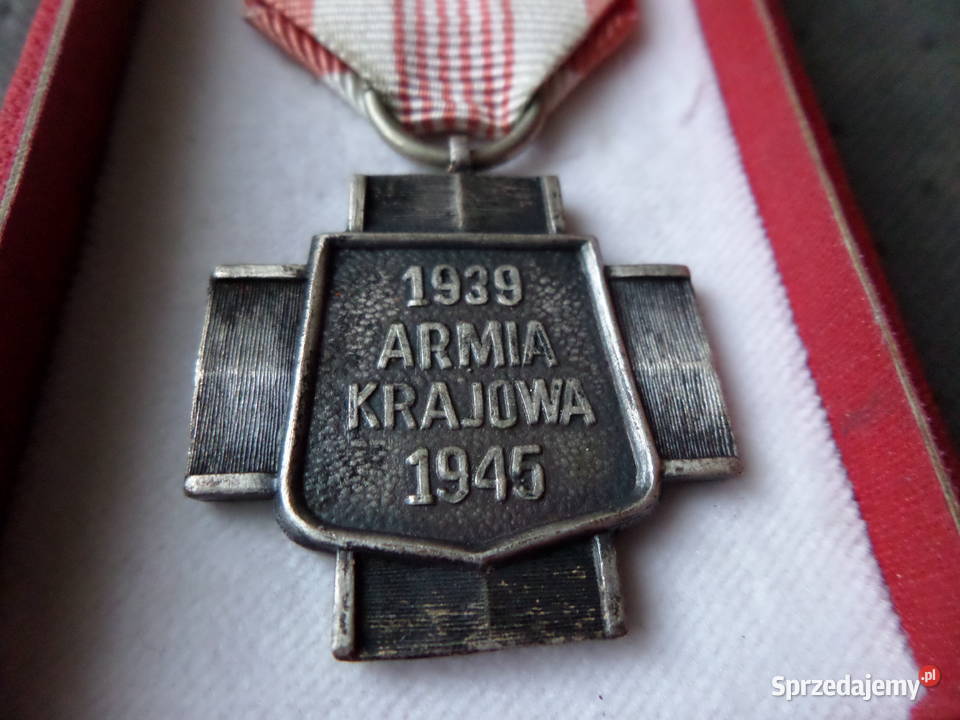 Krzyż Armii Krajowej oryginał Poznań