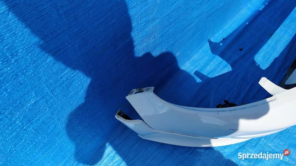 Zderzak przedni przód Volvo C30 Rdesign WYSYŁKA Miejska Górka