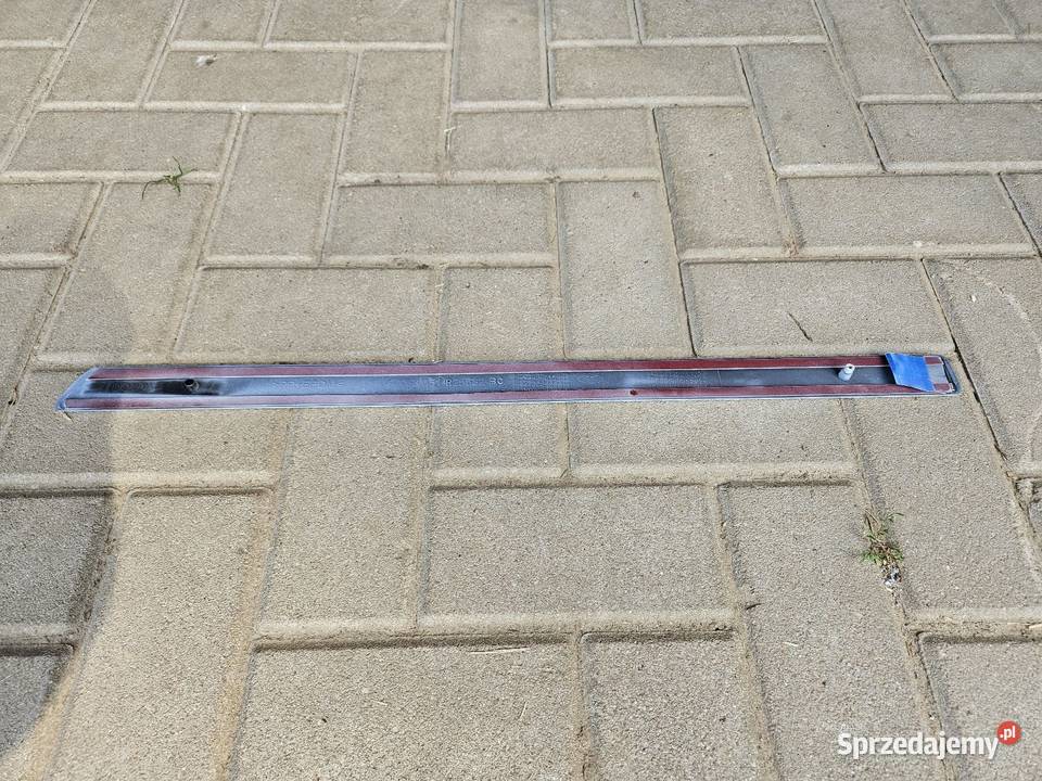 FORD FOCUS MK2 LISTWA DRZWI PRAWA TYŁ PRAWYCH Międzychód