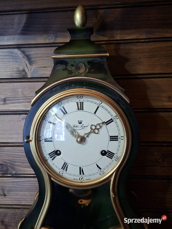 Zegar na ozdobnej półce Rzeszów