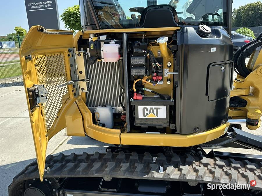 FABRYCZNIE NOWY CAT 3027 CR nie Koparki Tuliszków sprzedam