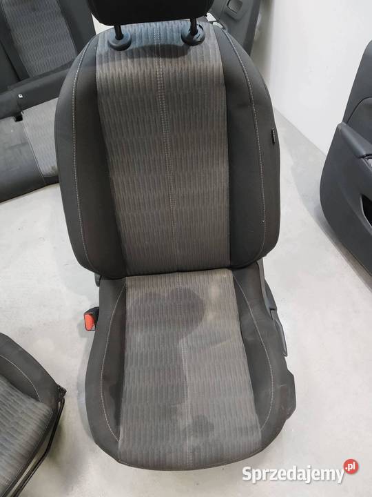 FOTELE KANAPA BOCZKI 5D KOMPLET EU Opel Corsa VI