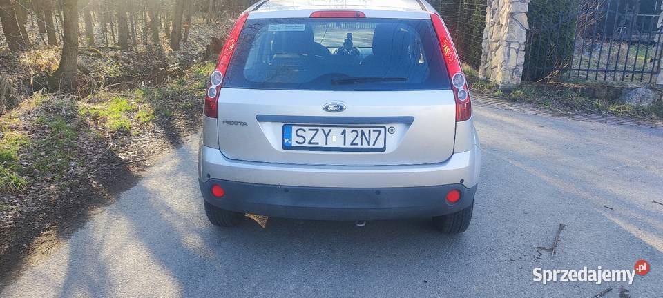 Fiestafl 13 benzyna salon kupiony w polskim salonie Oświęcim sprzedam