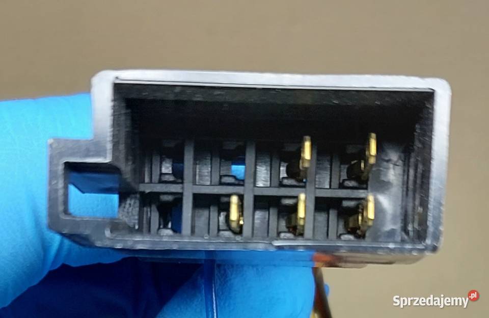 ADAPTER AUDIO AKTYWNY DO RADIA SAMOCHODOWEGO Mielęcin