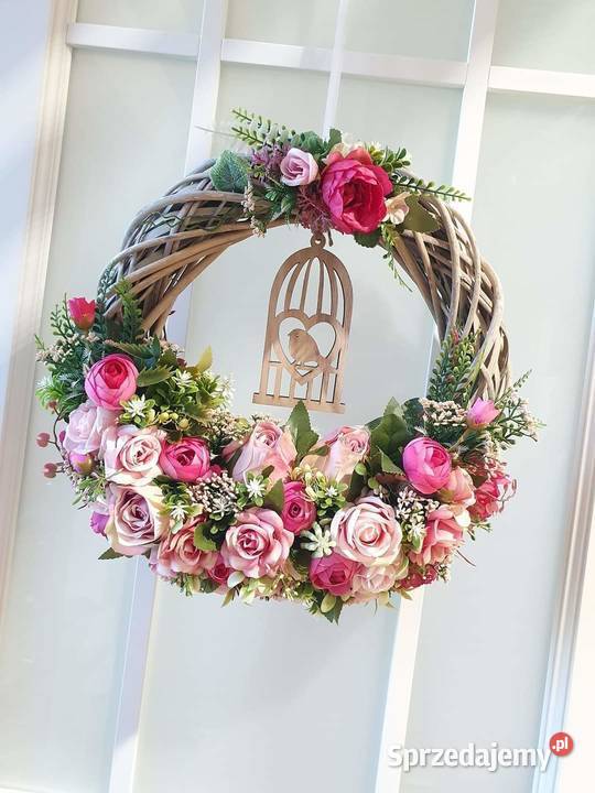 Wianek stroik kompozycja różowy klatka z Promnice