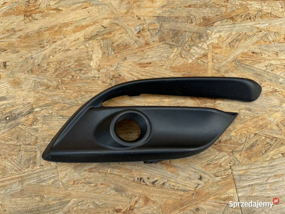 Kratka zderzaka przód prawa rh Mazda 3 III bm Sieraków sprzedam