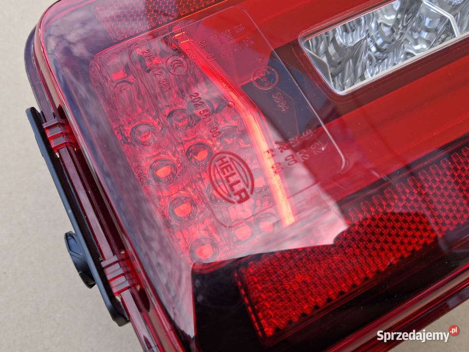 MAN TGX TGS TGM TGL TG3 LAMPA PRAWY TYŁ PRAWA Bieleń sprzedam