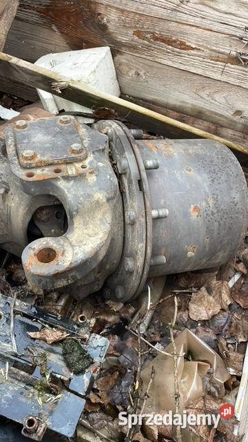 Claas Axion 950 zwolnica zwrotnica Półoś Pozostałe Jastrzębniki