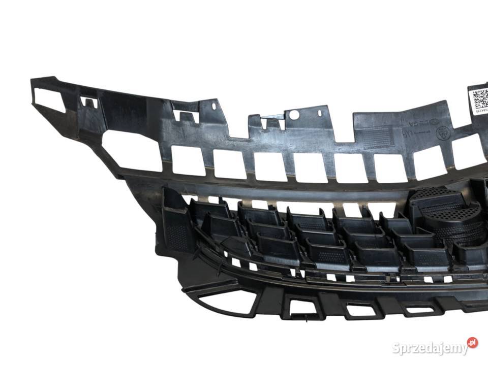 Atrapa chłodnicy Opel Astra J 20092012 przed osobowe Atrapy świętokrzyskie Skarżysko-Kamienna