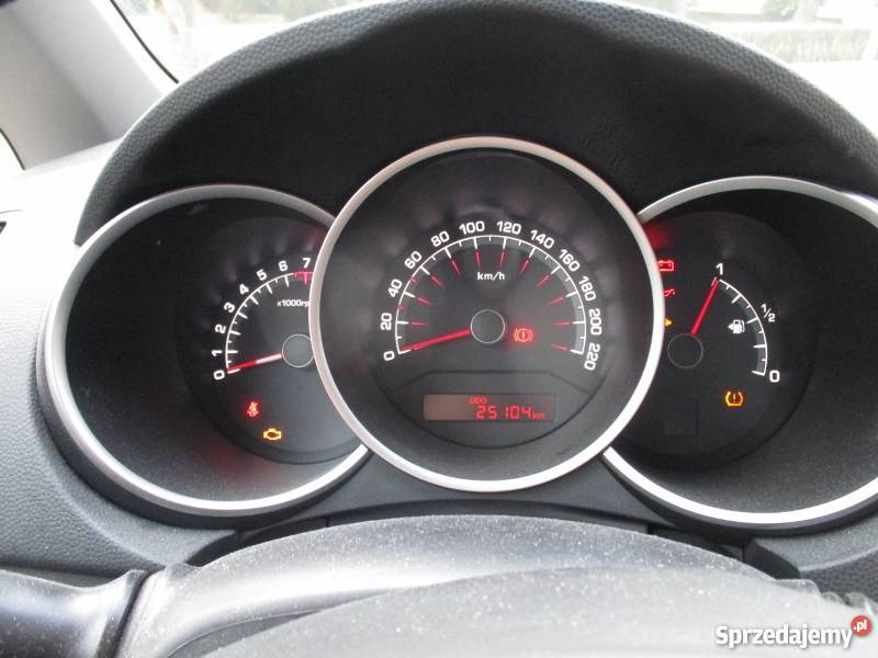 KIA VENGA 16 Benzyna 2015 wspomaganie kierownicy Venga Sandomierz