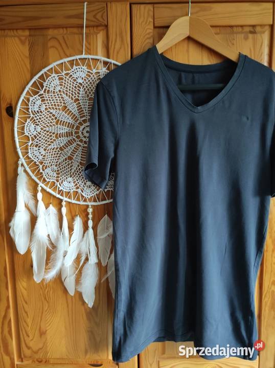 szara grafitowa koszulka w serek bluzka tshirt Kielce