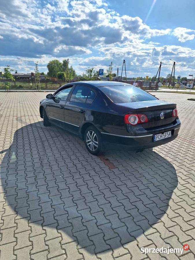 Sprzedam uszkodzonego passata b6 diesel Budzyń