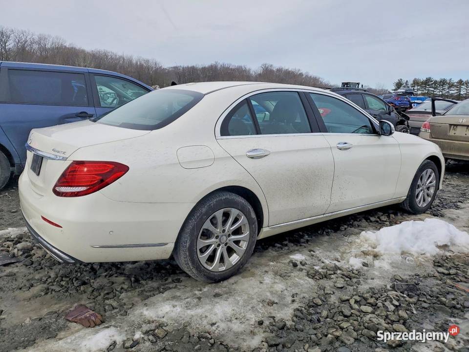 2016 MERCEDESBENZ E 300 4MATIC 245KM Częstochowa