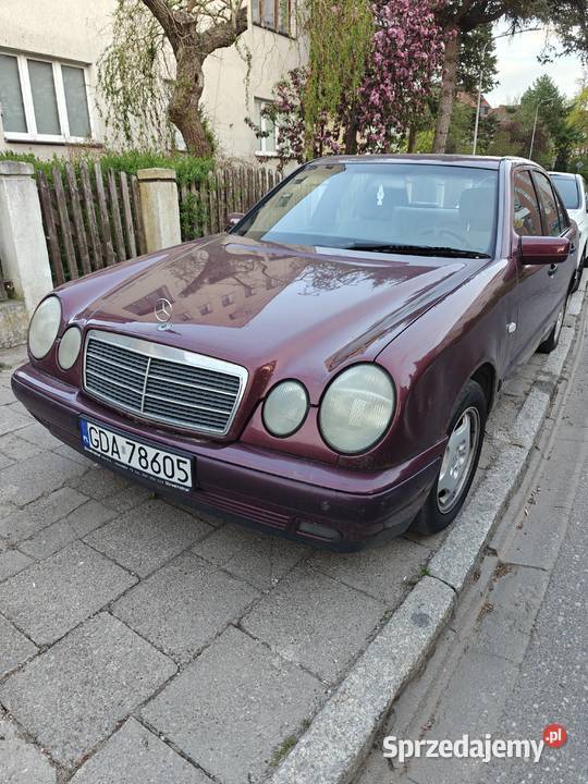 Mercedes E 220 Diesel W210