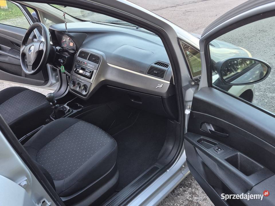 FIAT GRAND PUNTO 14B OPŁACONY Z NIEMIEC KLIMA wielofunkcyjna kierownica Samochody osobowe świętokrzyskie Końskie