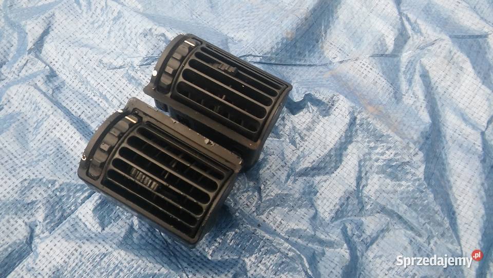 BMW e30 83r kratka nawiewu lewa prawa Strzelce Krajeńskie