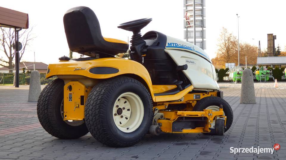 Traktor kosiarka Cub Cadet 3205 Kawasaki 2 Traktorki Świnice Warckie