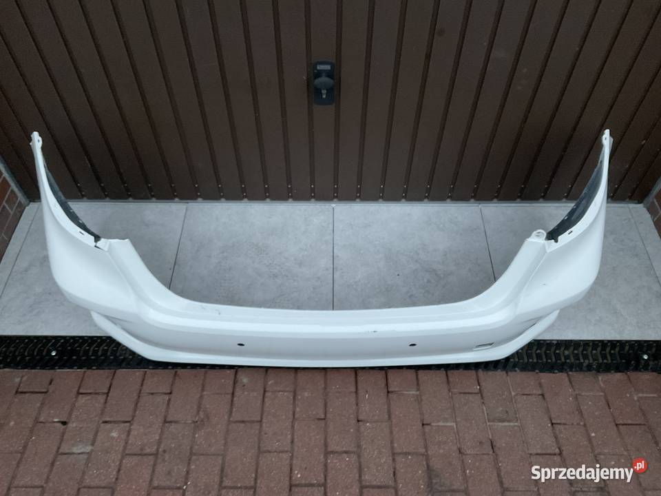 Toyota Corolla E21 Sedan Zderzak Tył osobowe wielkopolskie Pleszew