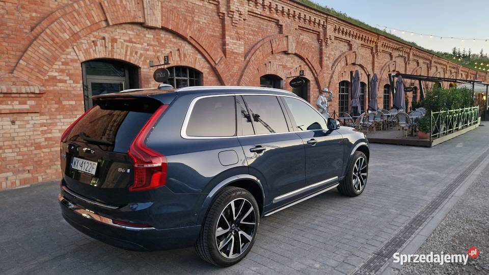 Volvo XC 90 Volvo XC90 B6 4x4 Plus Warszawa
