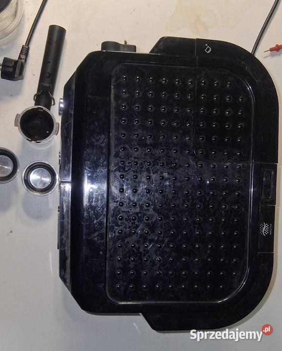 Ekspres do kawy marki Delonghi BCO421S Moc Lubin