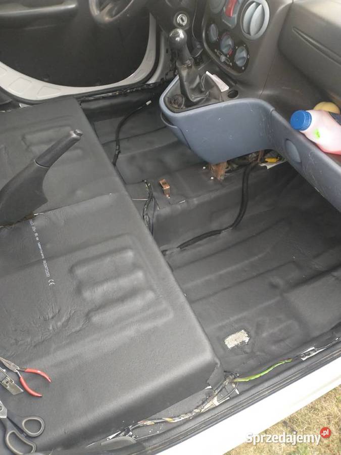 Izolacja wygłuszanie samochódow osobowych Jarosław usługa