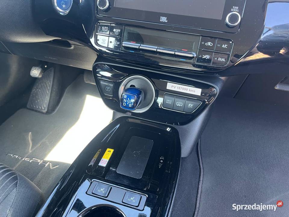 TOYOTA Prius 18i VVTI Hybride PHV FH083 Rok produkcji 2019 dolnośląskie Wrocław