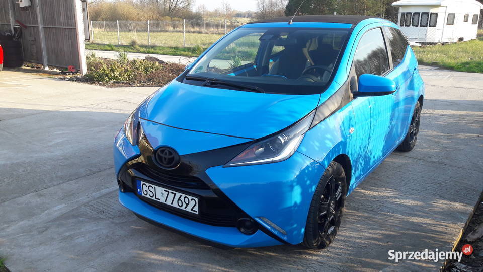 Toyota aygo automat rozsuwany materiałowy dach 72KM Ustka sprzedam