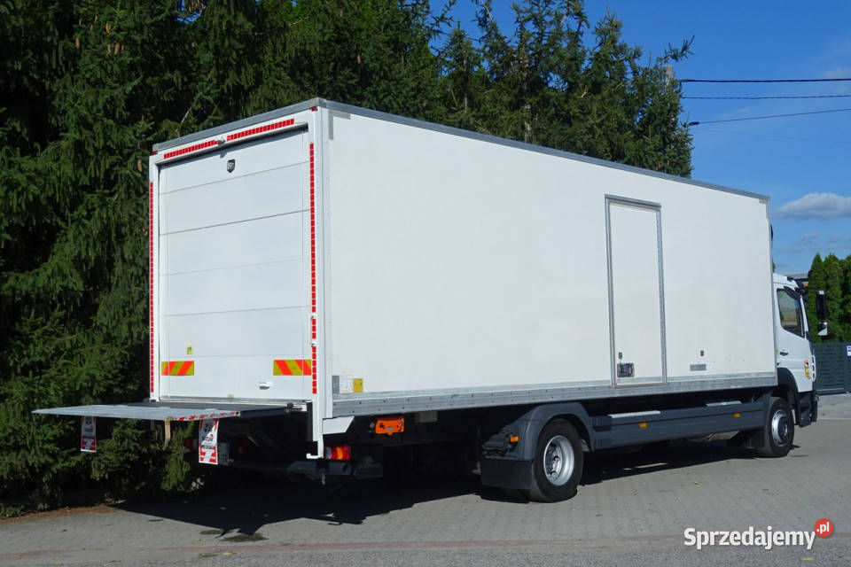 Mercedes ATEGO 1218 kontener 18palet winda 331 mazowieckie Góra Kalwaria
