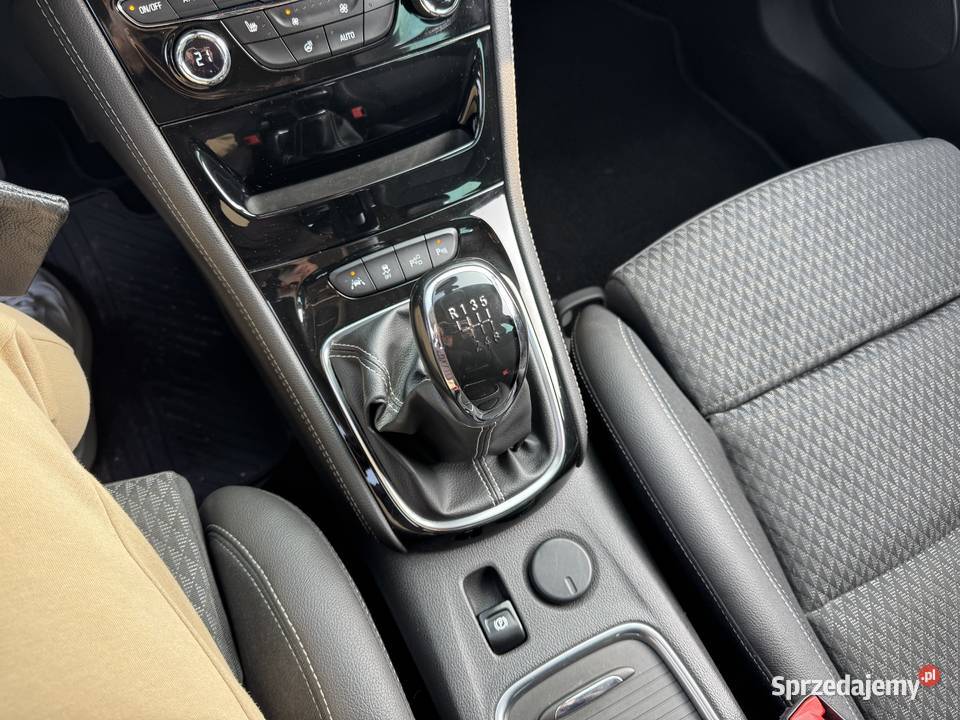 Opel Astra 14 BENZYNA Klimatronik Nawigacja Konin sprzedam