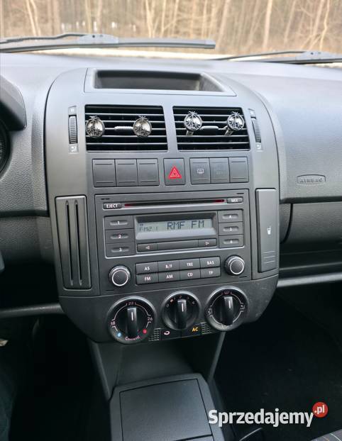 Zadbany Volkswagen Polo 12 2005r EURO4 garażowany