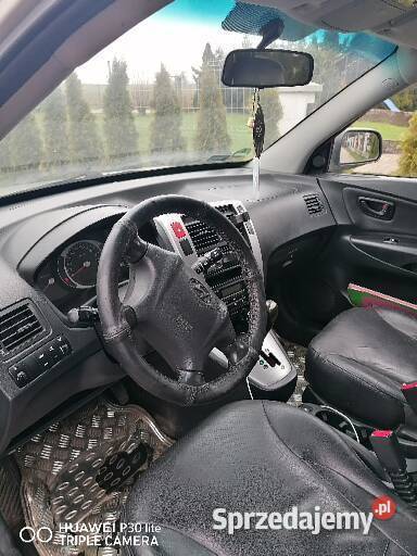 Sprzedam hyundai tucson automat nieuszkodzony Tucson Silno sprzedam