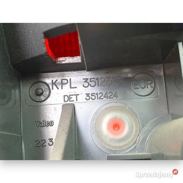 LAMPA LEWA Volvo V70 I kombi 19962000 tylna Chełm sprzedam