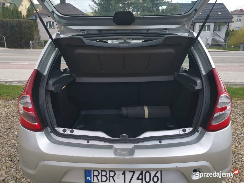 Dacia Sandero Niebocko