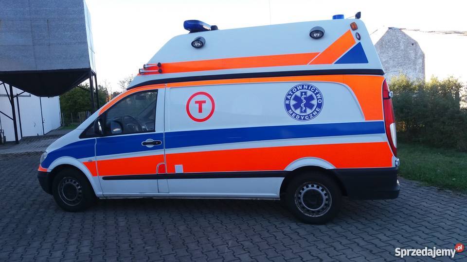 Ambulans karetka Mercedes Vito maxi extralong 400000km Biskupiec-Kolonia Druga